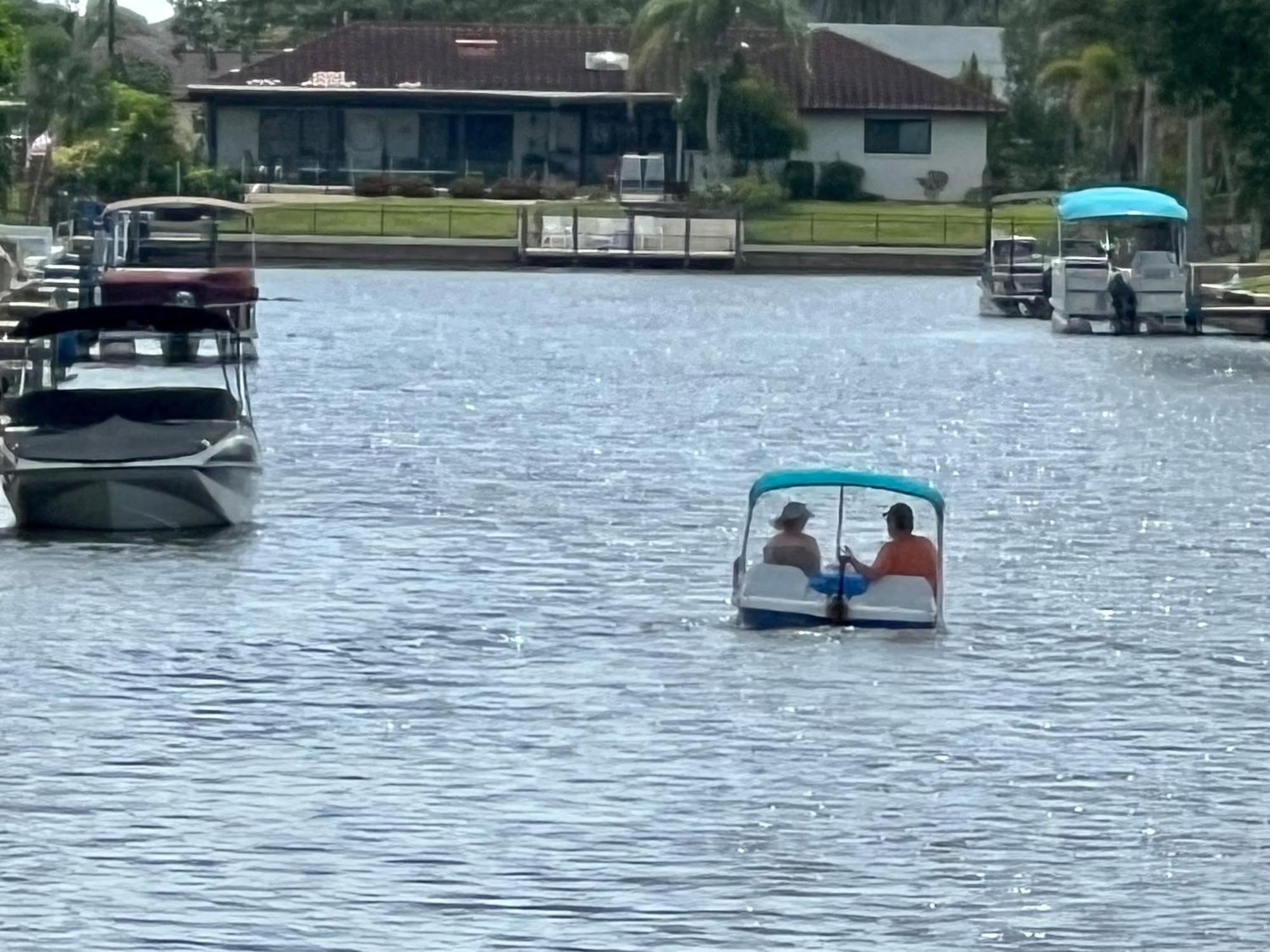 Serenity Waterfront Villa With King Suite, Private Pool, Great Lanai Enclosure And Long Water Views Cape Coral Eksteriør bilde